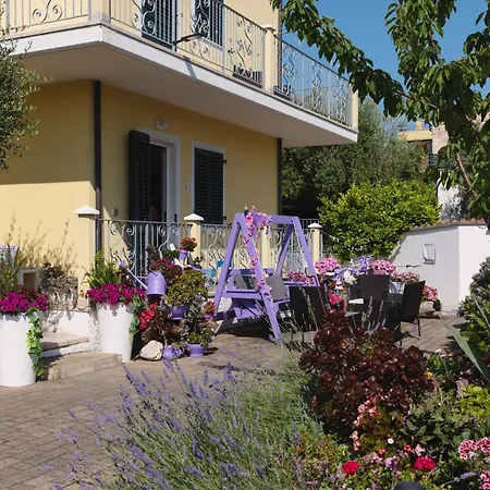 Giglio Del Conero Numana