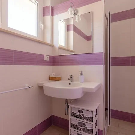 Giglio Del Conero 4*