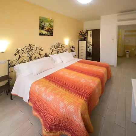 Gasthof Giglio Del Conero 4*